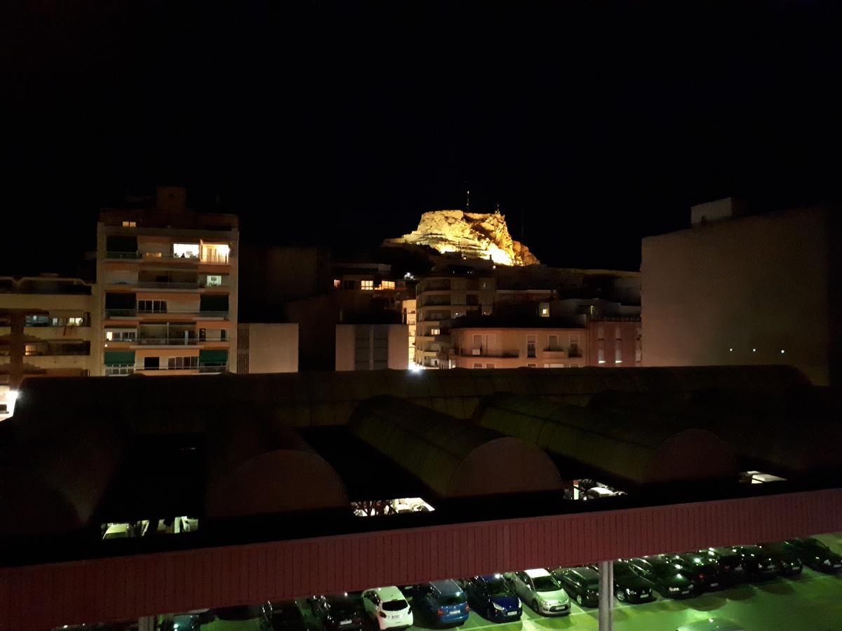 Room With Private Bathroom And Balcony Nearby The Mercado Central, Center And Beach アリカンテ エクステリア 写真